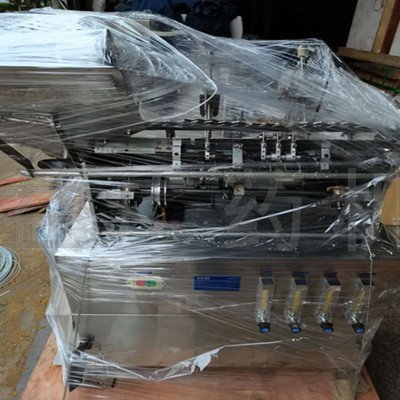 安瓿拉絲灌封機內(nèi)部結(jié)構(gòu)圖 安瓿拉絲灌封機內(nèi)部結(jié)構(gòu)圖