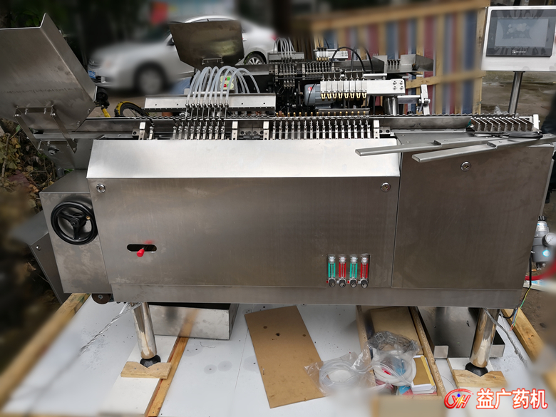 八頭全自動安瓿拉絲灌封機 八頭全自動安瓿拉絲灌封機