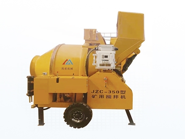 礦用濕噴臺(tái)車(chē)，礦用混凝土泵，礦用攪拌機(jī)發(fā)貨
